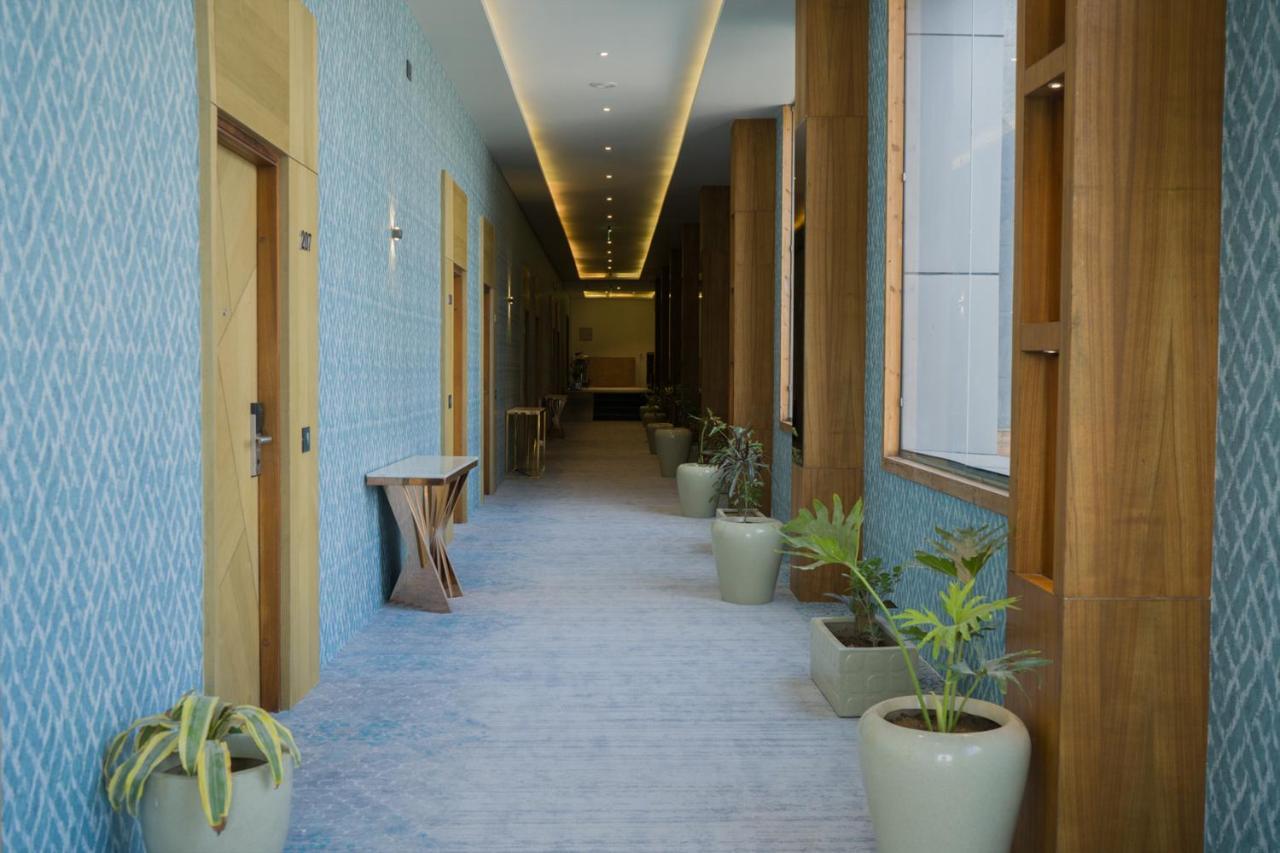 Clarks Inn Suites Kangra Luaran gambar